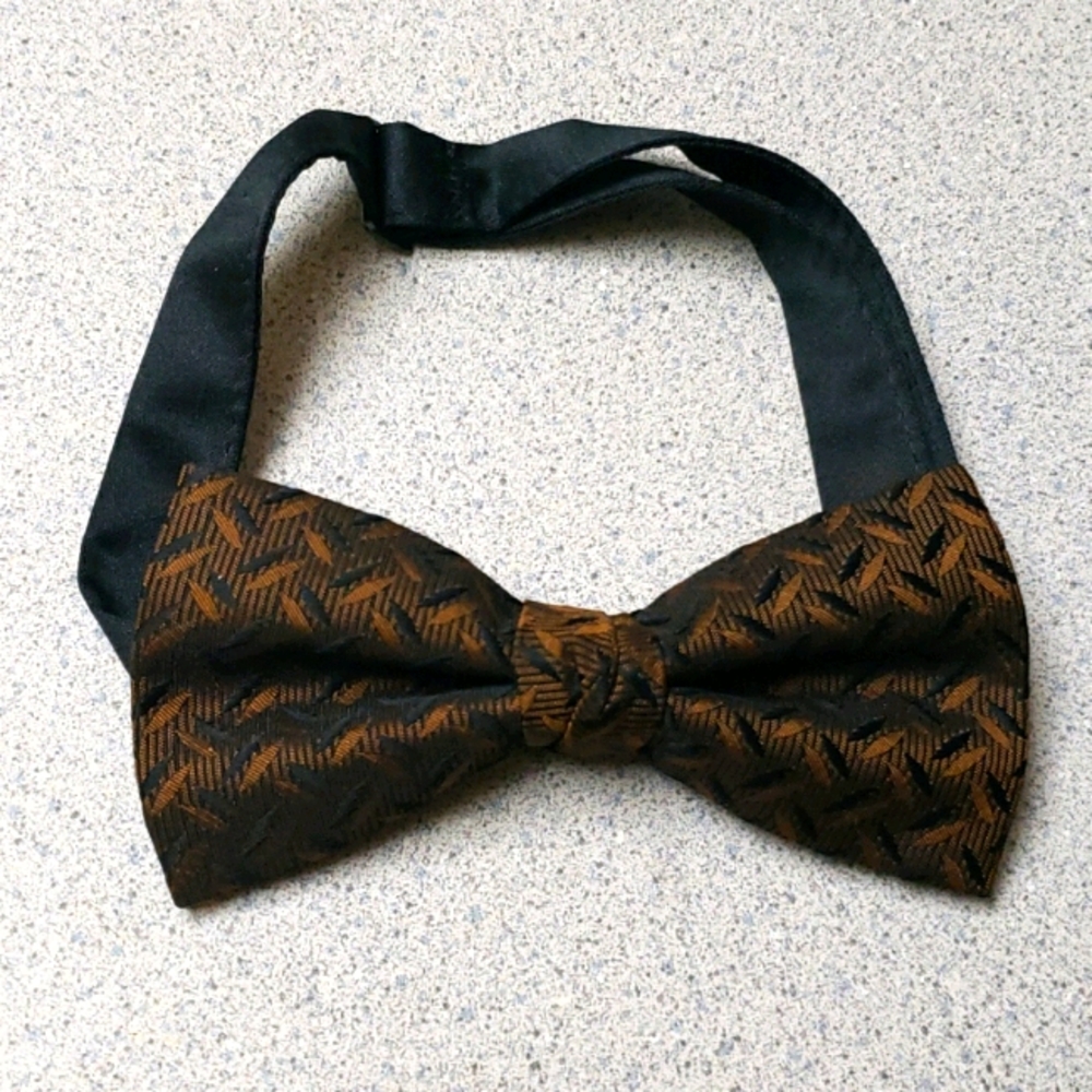 Bow Tie